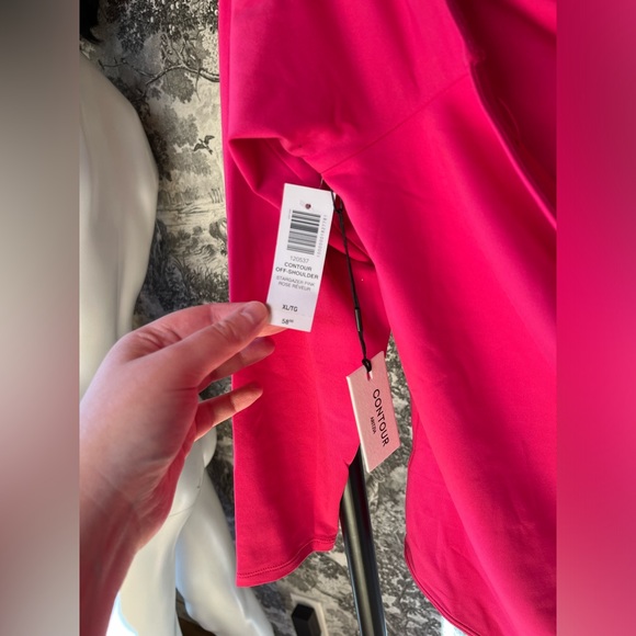 Babaton Contour Off-Shoulder Long Sleeve Bodysuit - Picture 10 of 11